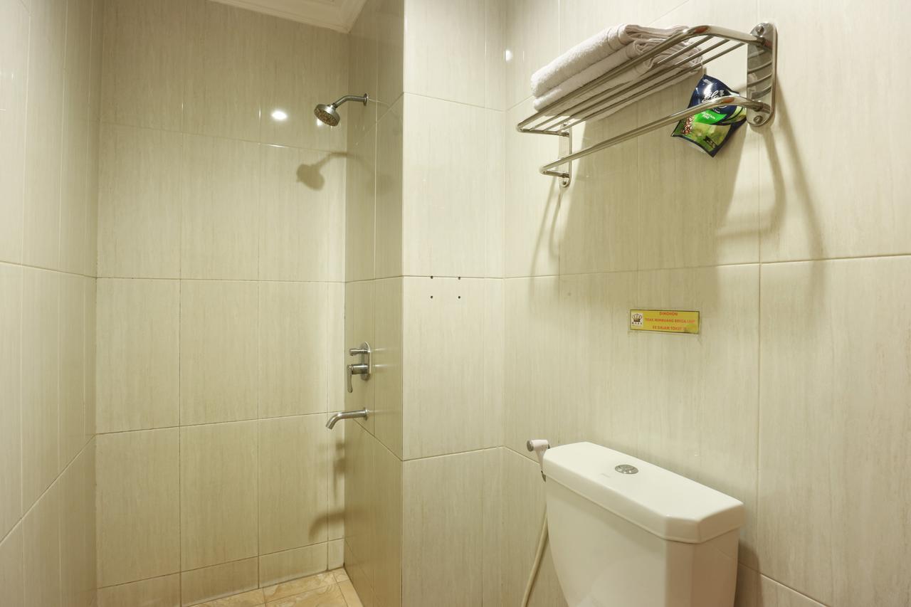 Raja Residence Jakarta Room photo