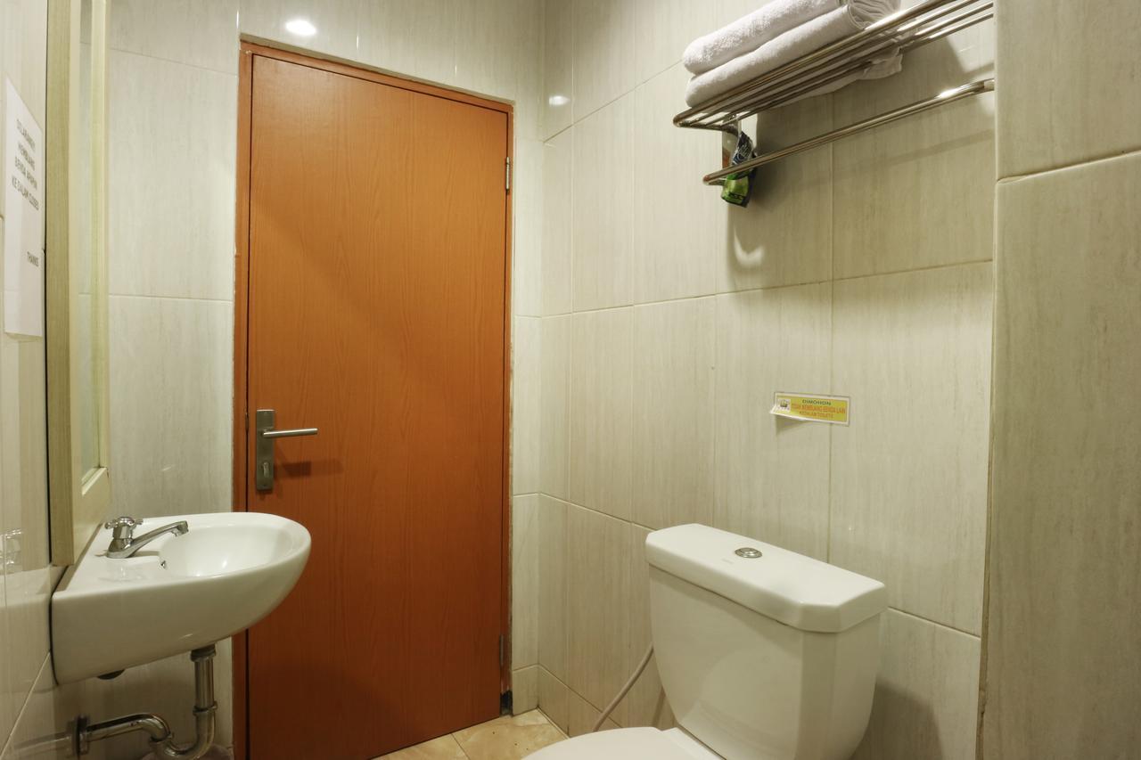 Raja Residence Jakarta Room photo